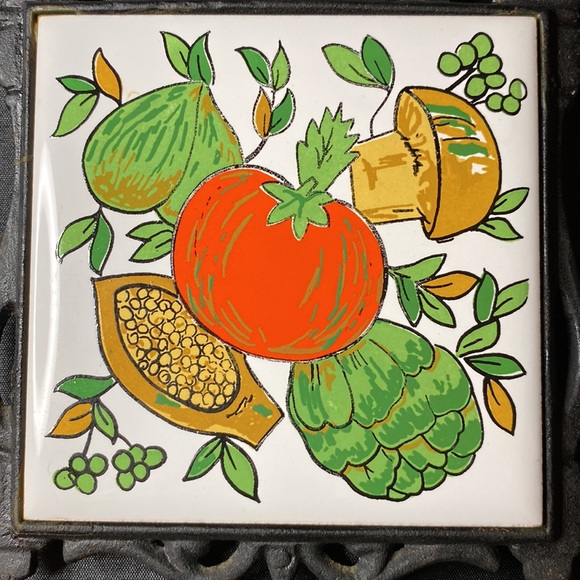 1960’s Cast Iron Trivet - Picture 6 of 6